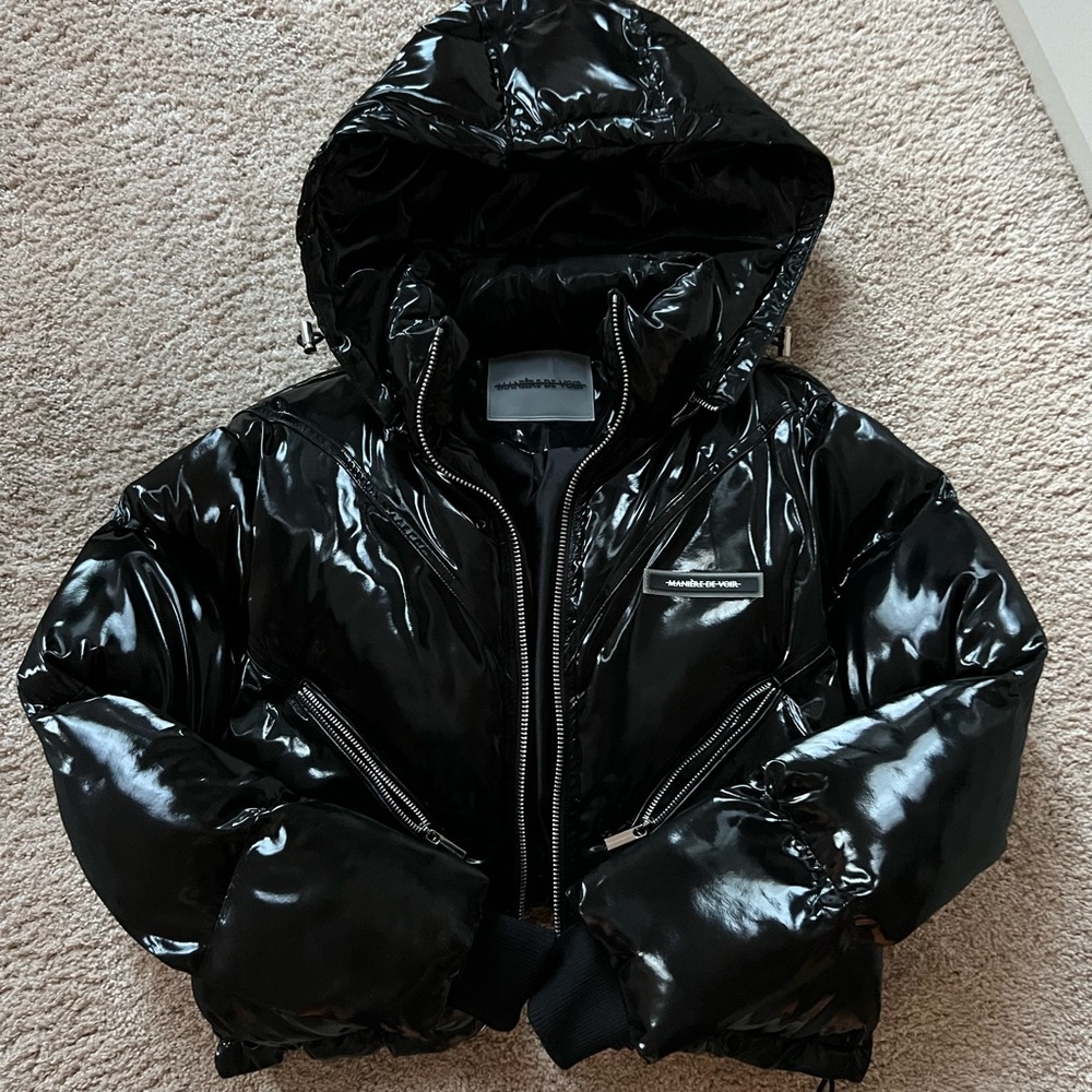 Beautiful Short Puffer Winter Jacket US Size 4